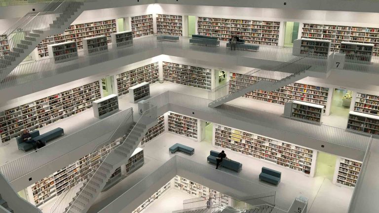 Bibliographie - tobias-fischer-unsplash